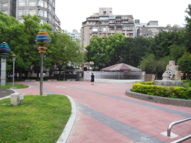 永盛公園内の風景